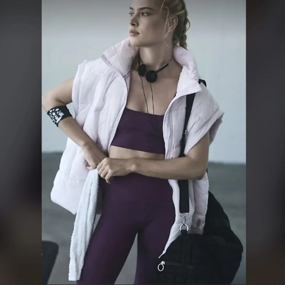 NWT FP MOVEMENT by FREE PEOPLE "In a Bubble" Oversize Puffer Vest Jacket White M - Picture 3 of 12